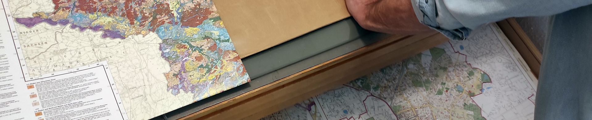 Kartenschrank.jpg